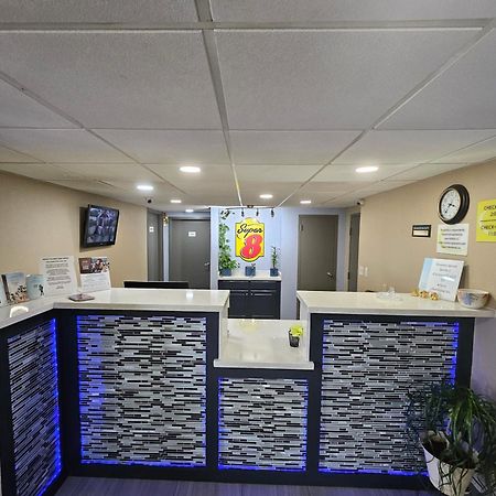 Super 8 By Wyndham Buffalo Esterno foto