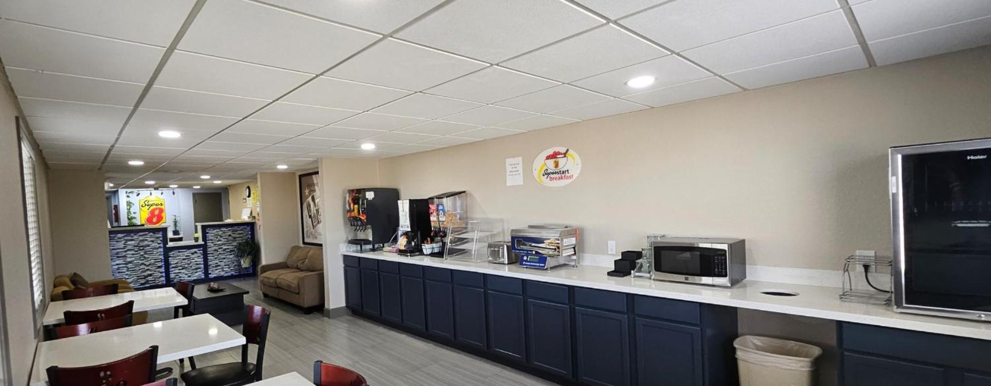 Super 8 By Wyndham Buffalo Esterno foto