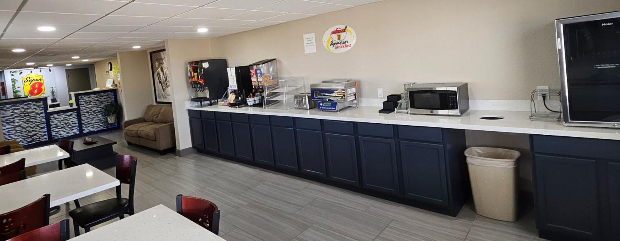 Super 8 By Wyndham Buffalo Esterno foto