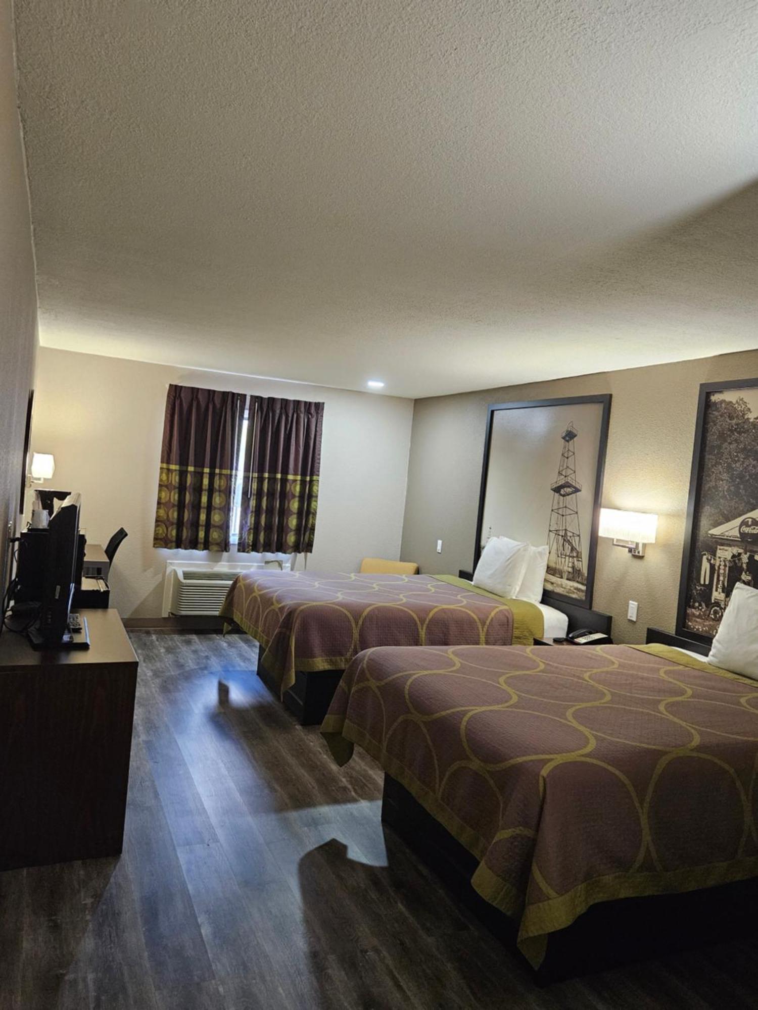 Super 8 By Wyndham Buffalo Esterno foto