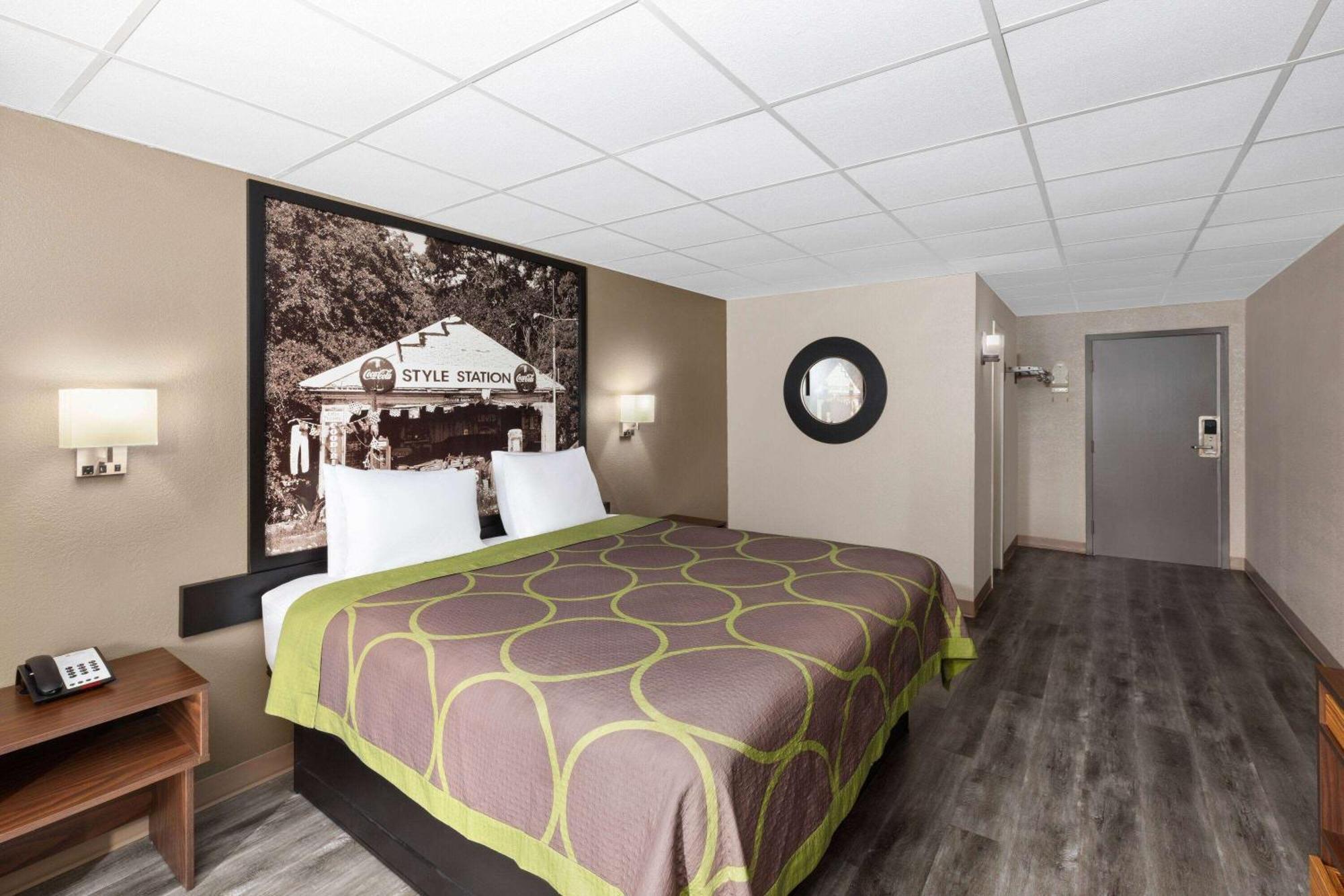 Super 8 By Wyndham Buffalo Esterno foto